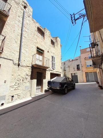 Chalet adosado en venta en calle Nou photo 0
