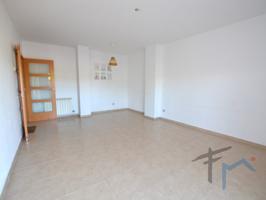 Planta Baja En venta en Els Hostalets De Pierola photo 0