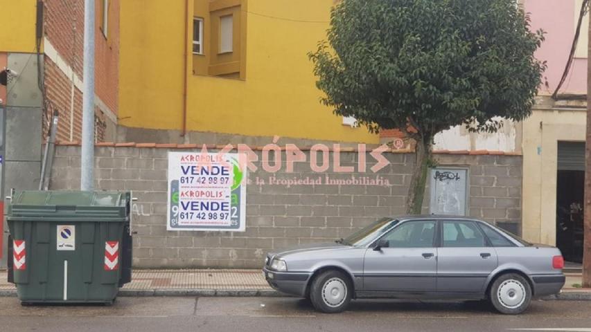 VENTA DE SUELO URBANO ZONA ANTIBIÓTICOS, LEÓN photo 0