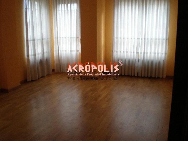 PISO EN VENTA EN BENAVENTE, ZAMORA photo 0