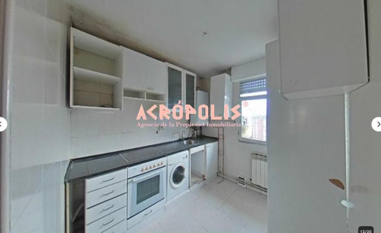 VENTA DE PISO EN VITORIA, ÁLAVA  b>---------- RESERVADO-----------b> photo 0
