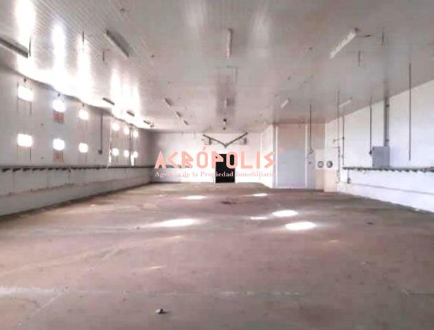 NAVE EN VENTA EN CARRIZO, LEON. photo 0