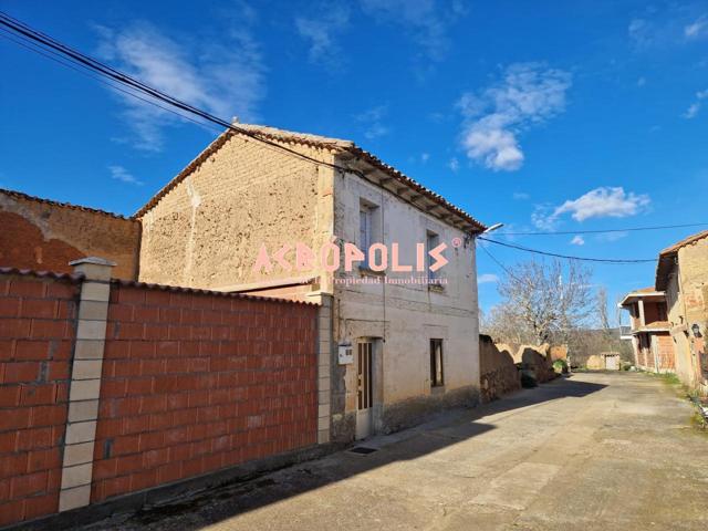 CASA EN VENTA EN BRIME DE URZ, ZAMORA photo 0