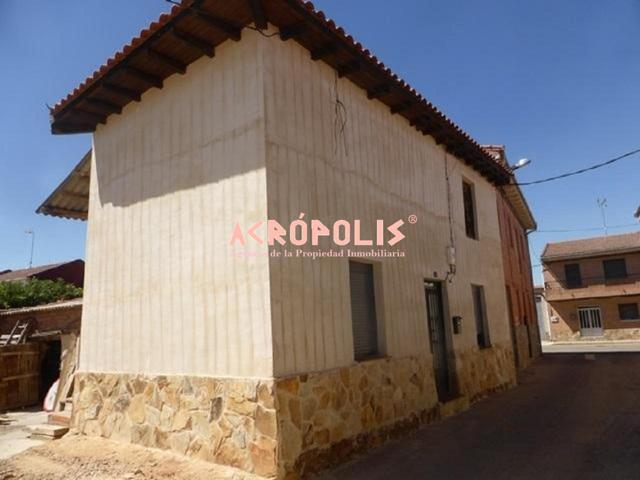 CASA EN VENTA EN MANGANESES DE LA POLVOROSA, ZAMORA photo 0