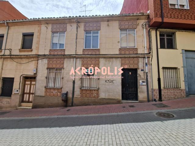 ADOSADO EN VENTA EN BENAVENTE, ZAMORA b>---------- RESERVADO-----------b> photo 0