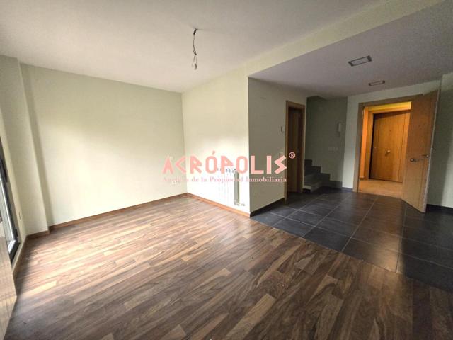 VENTA PISO PUEBLA DE LILLO (LEÓN) photo 0