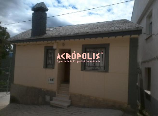 CASA EN CASTRILLO DE CABRERA, LEÓN photo 0