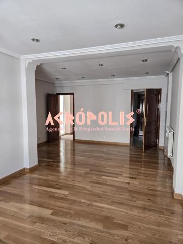 VENTA DE PISO EN EL CENTRO DE LEÓN photo 0