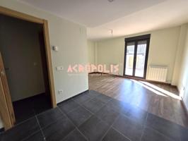 VENTA PISO EN PUEBLA DE LILLO (LEÓN) photo 0