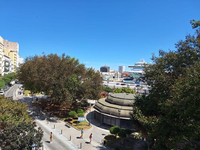 ¡¡¡FANTÁSTICO PISO TOTALMENTE EXTERIOR EN CANALEJAS CON ASCENSOR!!! photo 0