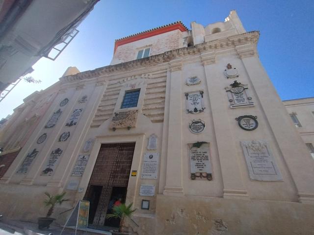 ¡¡¡PRIMERA PLANTA JUNTO AL ORATORIO DE SAN FELIPE NERI!!! photo 0