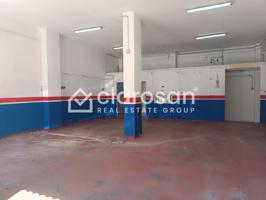 Local En venta en Pol alameda photo 0