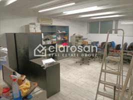 Oficina En alquiler en Pol alameda photo 0