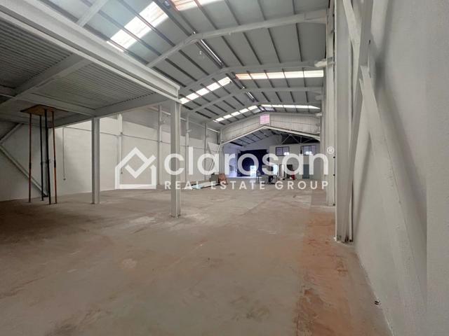 Almacén En venta en Pol ind la estrella photo 0