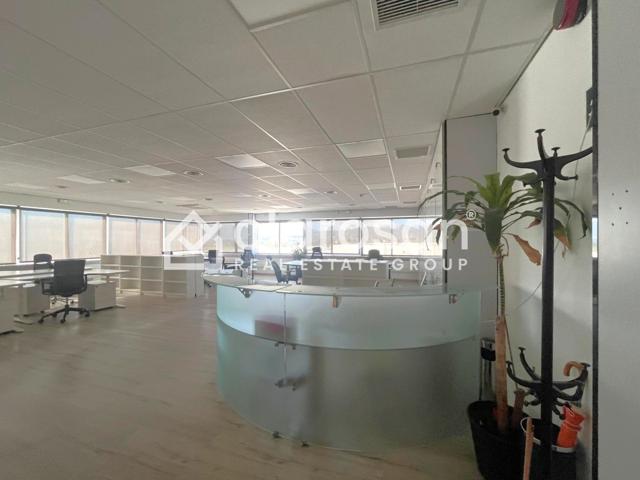 Oficina En alquiler en Parque tecnologico photo 0