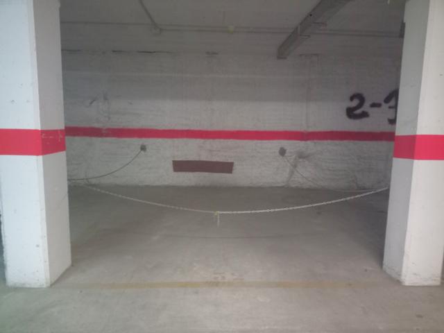 Plaza parking en venta - Calle Lepanto Sabadell photo 0