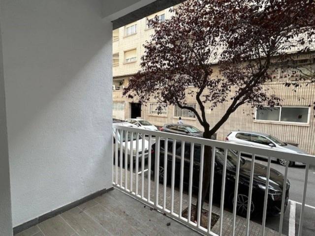 Piso en venta en Caldes de Montbui photo 0