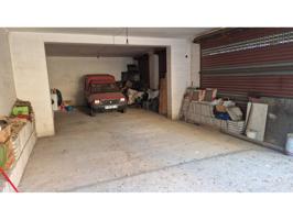 Local, garaje, traster en venta en Caldes de Montbui photo 0