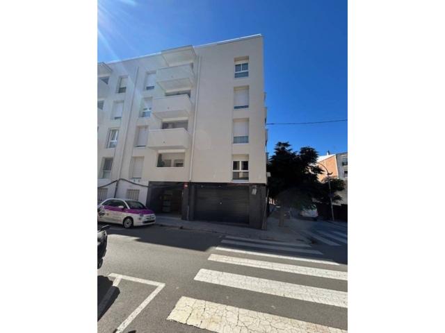 Local, garaje, trastero en venta en Caldes de Montbui photo 0