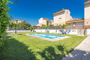 Unifamiliar adosada - Cambrils photo 0