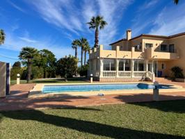 ¡Descubre tu oasis privado en Denia! photo 0