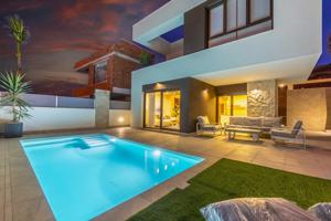 VILLA EN ROJALES photo 0