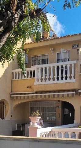 Casa Adosada en Urbanización El Poblet, El Campello photo 0