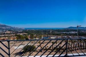 Chalets independientes a estrenar con vistas al mar en Polop (provincia de Alicante) photo 0