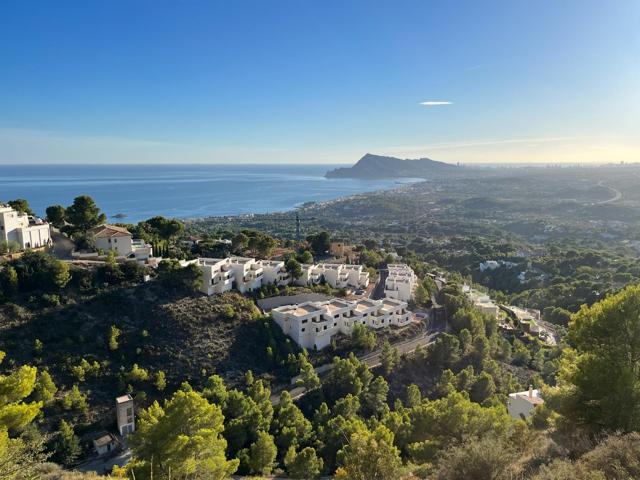 Villas de lujo renovadas con vistas panorámicas en la Sierra de Altea: vida mediterránea exclusiva photo 0