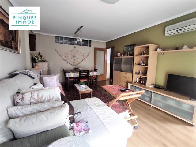 En venta apartamento de 3 dormitorios en La Ràpita photo 0