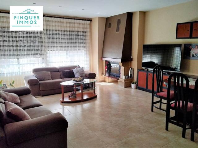 En venta gran casa de 5 dormitorios en La Ràpita photo 0