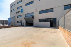 Nave Industrial en Sant Quirze del Vallès - Polígono Can Canals - El Espacio Perfecto para Tu Negocio.. photo 0