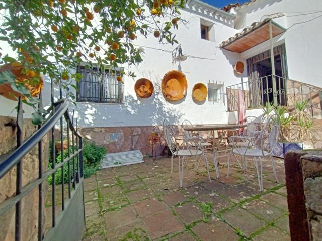 Casa de pueblo en Venta en Benadalid Málaga photo 0