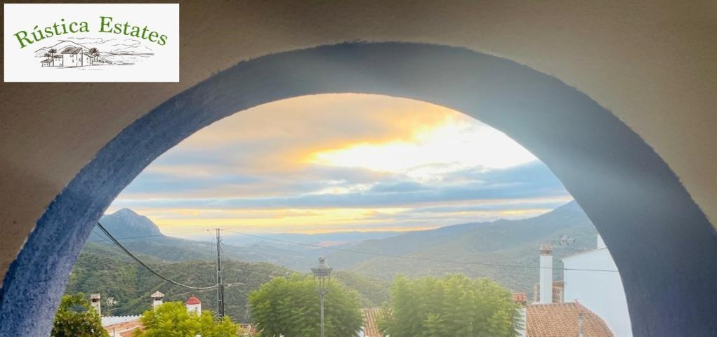 Casa de pueblo en Venta en Genalguacil Málaga photo 0