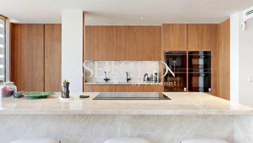 Exclusiva vivienda en Colón photo 0