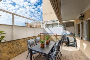 ESTUPENDO ADOSADO DE TRES HABITACIONES CON TERRAZA EN EL VIVERO photo 0