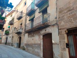 Casa En venta en Casco Antiguo, Valderrobres photo 0