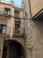 Casa en la plaza de Horta de Sant Joan photo 0