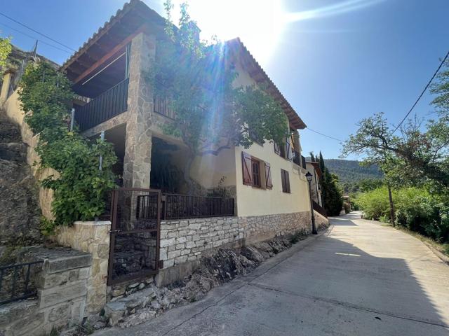 Casa frente a la Assut de Beceite photo 0