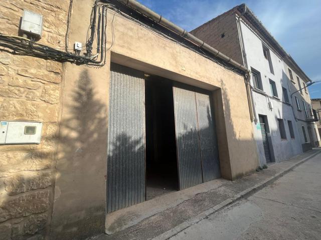 Almacén en zona del Arrabal de Valderrobres. photo 0