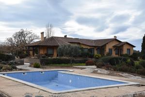 Finca rústica con chalet en Horta de Sant Joan photo 0
