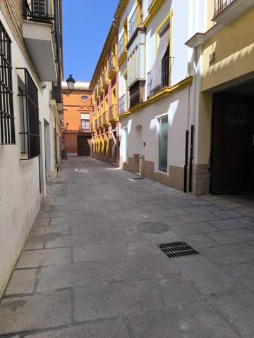 SE VENDE PLAZA DE GARAJE EN CALLEJON LA GLORIA photo 0