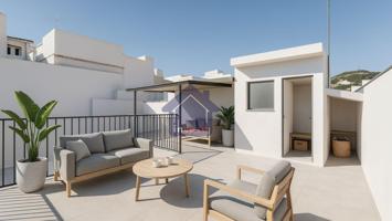 CASA CON MUCHO POTENCIAL photo 0