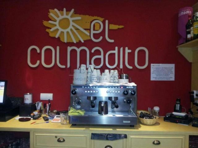 Local En venta en Estepona photo 0