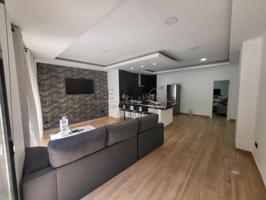 *** OPORTUNIDAD ESTUPENDO BAJO en venta en Suárez *** photo 0