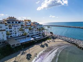 Apartamento en Playa El Duque Puerto Banús Marbella photo 0