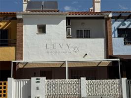 Vivienda adosada en el Rincón de la Victoria photo 0