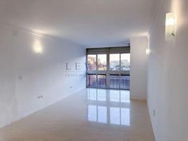 Piso en plaza Misericordia, 3 photo 0