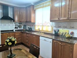 Piso En venta en Sax photo 0