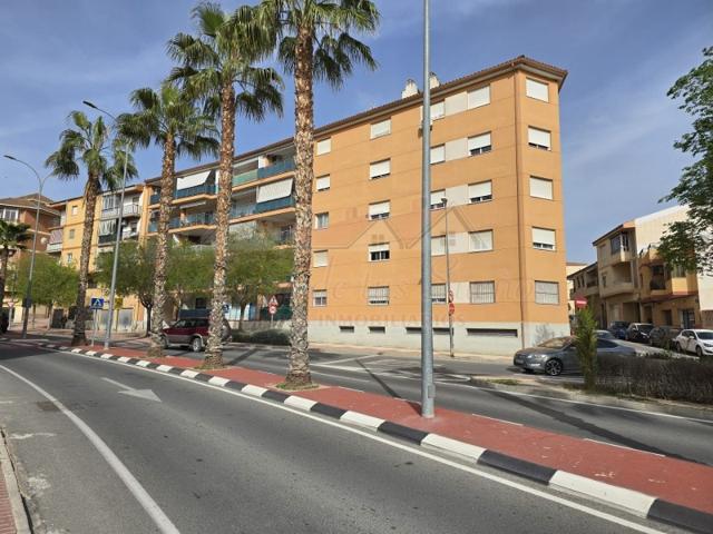 Piso En venta en Sax photo 0